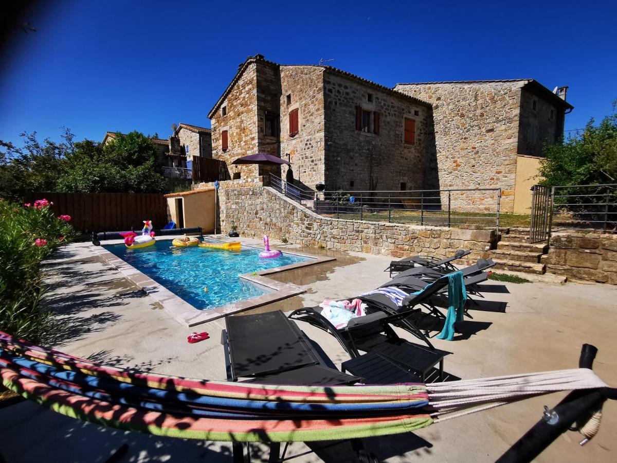 Magnifique Gite En Pierres 6 Personnes Avec Piscine Privee Ardeche Plein Sud Lablachère Eksteriør bilde
